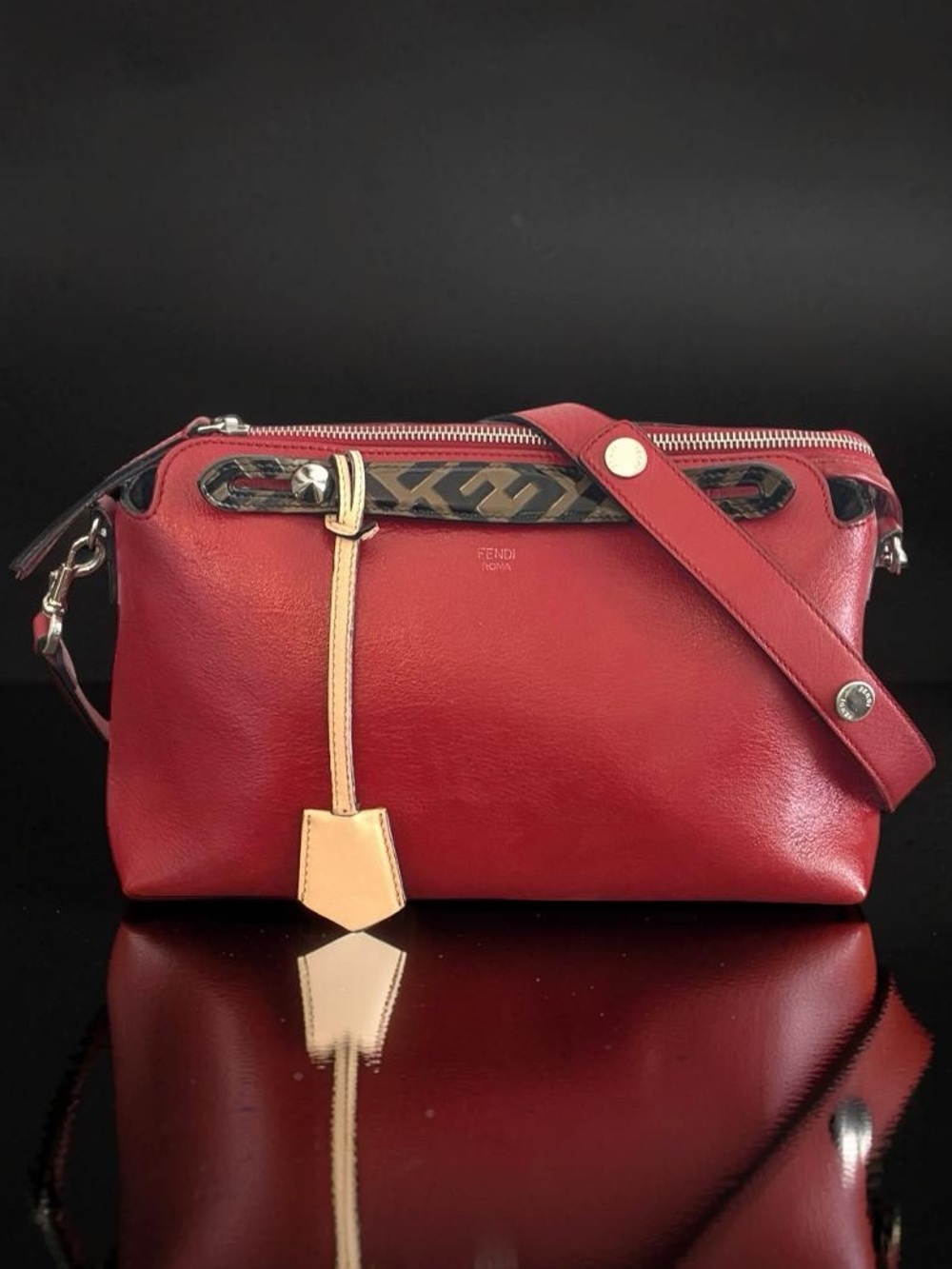 Fendi 8BL124 By the Way Medium Leather Red 2way Crossbody Handbag Made in Italy - Picture 5 of 17